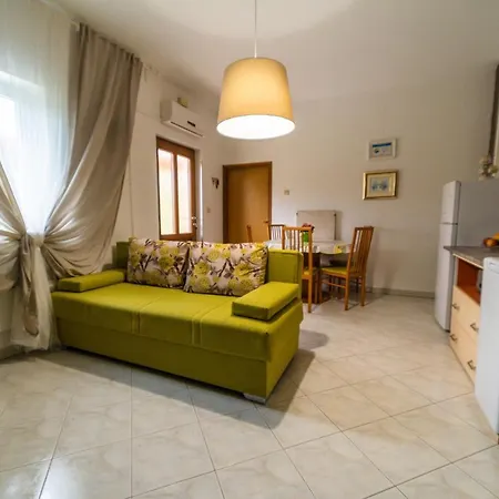14581b Labin (Istria)